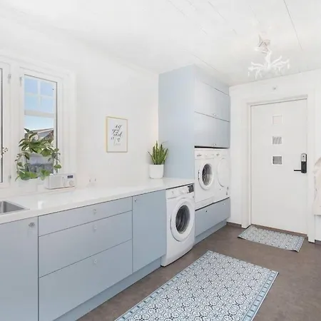 Villa Idyllisk Smabruk I Grimstad. 25min Fra Dyreparken